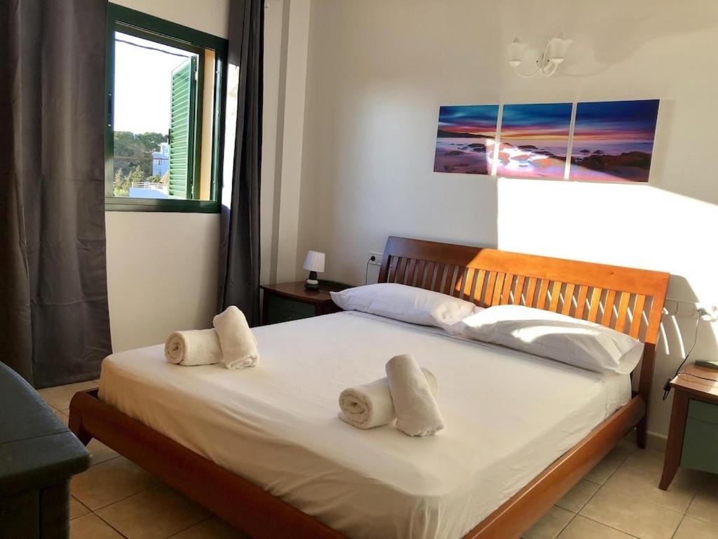 La Mundial Formentera Apartment Es Pujols Bagian luar foto