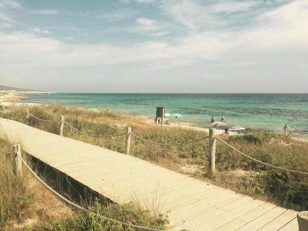 La Mundial Formentera Apartment Es Pujols Bagian luar foto